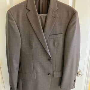 Classic Men's Suit Set in Brown/Grey